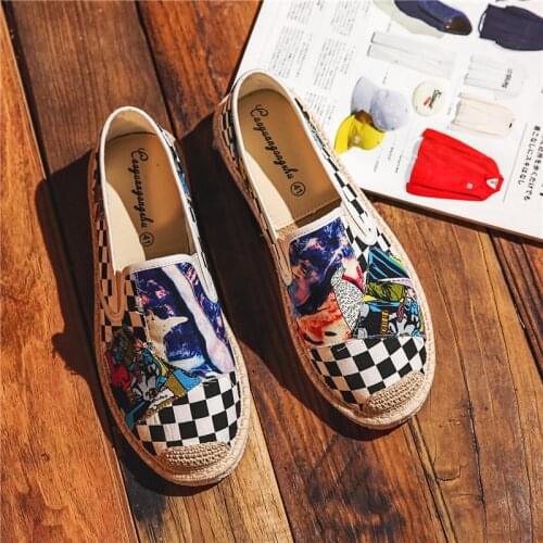 New Graffiti Print Slip On Loafers Men Fashion Shoes Casual Comfortable Breathable Flat Shoes Men Fisherman Footwear Espadrilles