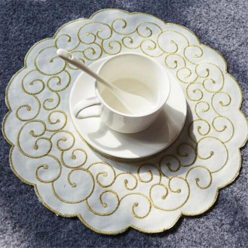 Free Shipping Elegance Embroidery Round 30cm Tablecloth Cup Coffee Teamat Cover Place Wedding Party Chirstmas Gift Blanket