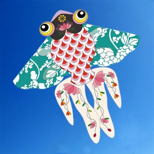 The breeze is easy to fly, Weifang kite is easy to install, and the traditional Chinese wind goldfish kite is light