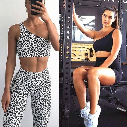 Seamless Yoga Sets Women Fitness One Shoulder Sport Bra Scrunch Booty Yoga Pants Fitness Leggings Women Workout Set