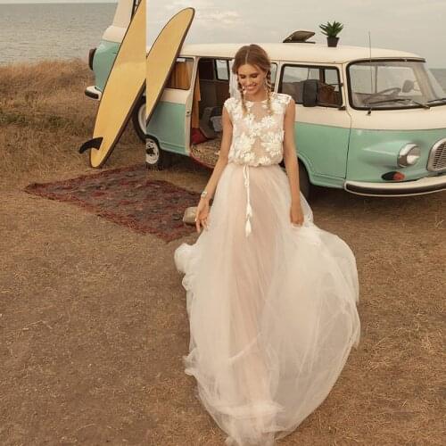 Boho Champagne Bohemia Wedding Dress 2021Cut-out Open Back Lace and Tule Beach Wedding Gowns