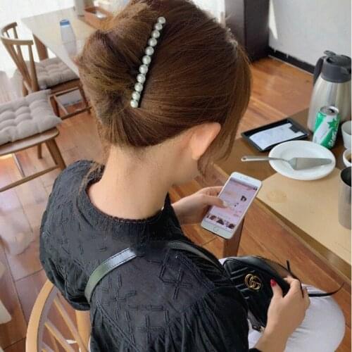South Koreas new hair accessories versatile simple elegant pearl plate comb and comb rhinestone headbands for women