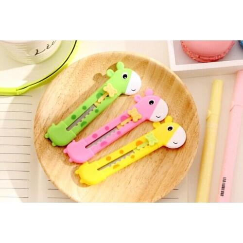 Fashion Candy Color Giraffe Shape Alloy Steel Utility Knife Students' Paper Envelope Art Knife DIY Tool 10x1.5cm