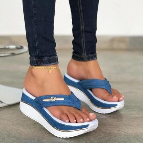 Slippers Women Shoes 2021 Summer Platform Flip-flops Casual Outdoor Beach Slides Solid Thick Sole Clip Toe Ladies Footwear
