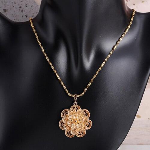 Krokus Pendant Chains