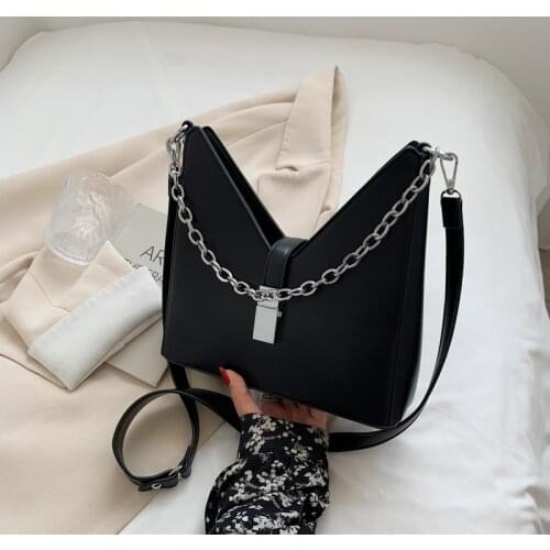 High-quality Ladies Chain Underarm Bag 2021 Summer New Portable Female Bag Net Red Shoulder Bag Fashionable Simple Messenger Bag