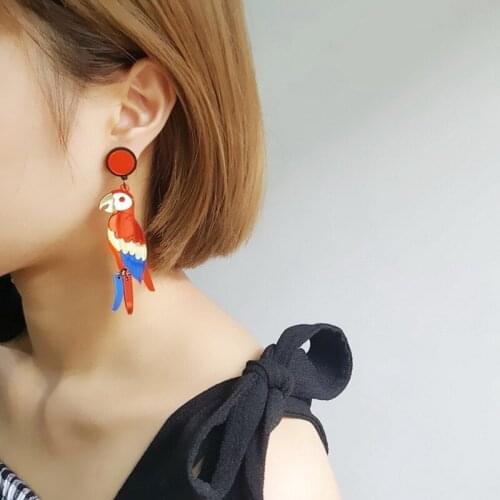 Hyperbole Acrylic Parrots Drop Earrings Colorful Feather Birds Pattern Earrings Long Statement Jewelry for Women