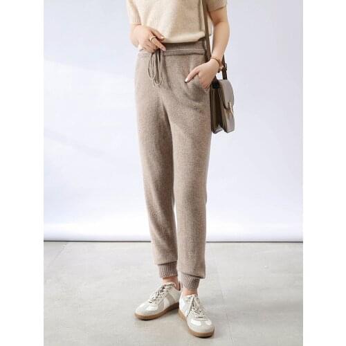 Menca sheep Women's Pants