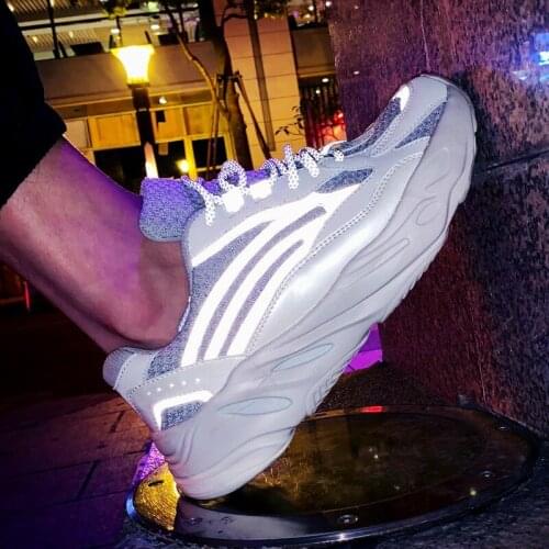 Explosive Men And Women Reflective Sneakers Couple Breathable Thick-soled Cushioning Sneakers Outdoor Jogging Student Shoes36-47
