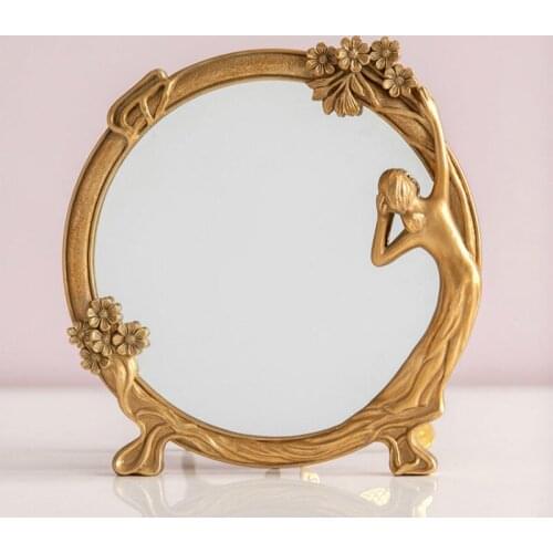 Makeup Mirror European Retro Palace Style Girl Heart Ins Dressing Table Gift Personality Creative Mirror Resin Craft