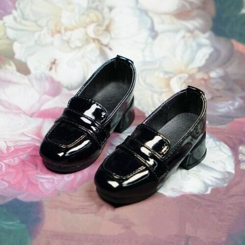 BJD doll shoes for 1/3 size doudou shoes women bright leather Yinglun style patent leather shoes classic black and white