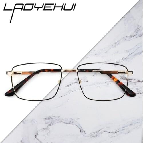 Square Metal Optical Mens Prescription Glasses Vintage Womens eyeglasses With Frame Computer Round Glasses Frame Retro Eyewear
