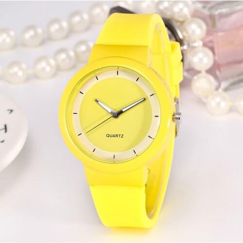2020 New Woman Fashion Casual Silicone Strap Analog Quartz Round Watch relogio feminino Simple Round horloges Ladies Watches B40
