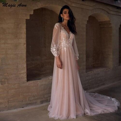 Magic Awn Full Puff Sleeves Pink Wedding Dresses Beach Illusion Lace Appliques V-Neck Boho Wedding Party Gowns Open Back Robes