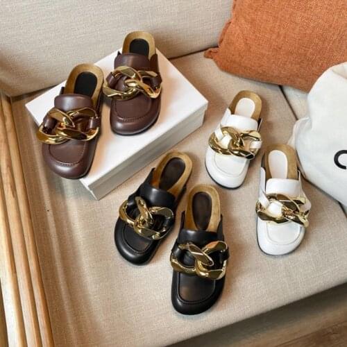 New Brand Women Slipper Big Gold Chain Decor Mules Shoes Slip On Flat Heel Lazy Loafer Shoes Casual Women Outdoor Slides Flip F