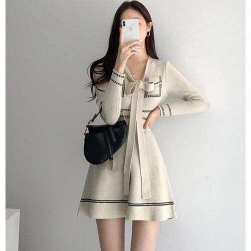 Casual knitted dress 2021 autumn long-sleeved contrast line lace knitted dress women Korean fashion womens clothing