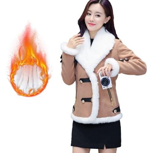 Lamb fur winter women coats 2019 new autumn short warm jackets corduroy thicken cotton coats slim fashion female parka RE2573