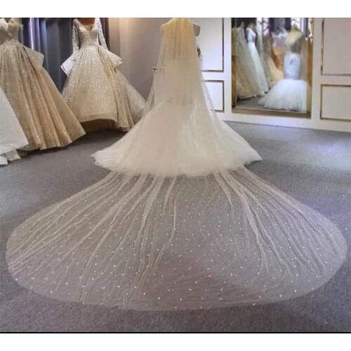New Arrival White/ lvory 5m1 Tier Cathedral Wedding Veils Crystal Cut Edge Bridal Veil With Comb EE304