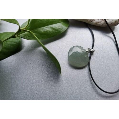 Natural Jade Heart Jadeite Emerald Necklace Carved Charm Jewellery Fashion Amulet for Men Women Lucky Gifts