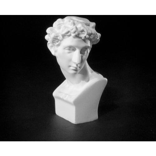 1 Pcs 7 cm World Statue Mini Figure Plaster celebrity Figure Decoration Resin Bust Sketch practice Model / resin sculpture/Craft