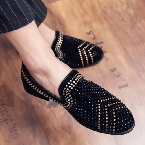 Designer Shoes Men Zapatos De Hombre Slip-On Leather Shoes Casual Male Shoes Adult Red Driving Moccasin Soft Non-slip Loafers