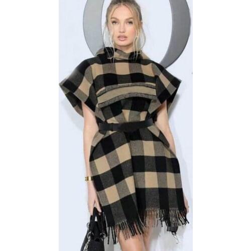 2021 luxury design color contrast Plaid womens fashion sleeveless hooded top temperament slim fringed Cape Cape long coat