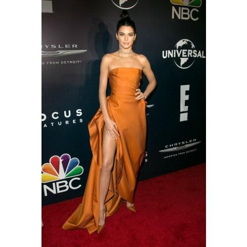 Long Pleated Satin Orange Celebrity Dresses with Slit Mermaid Robe De Soiree Floor Length Strapless Formal Dresses