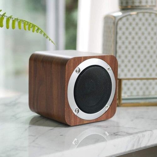 Retro wireless bluetooth speaker mini speaker portable card subwoofer suitable for home outdoor, travel FM radio wooden speaker