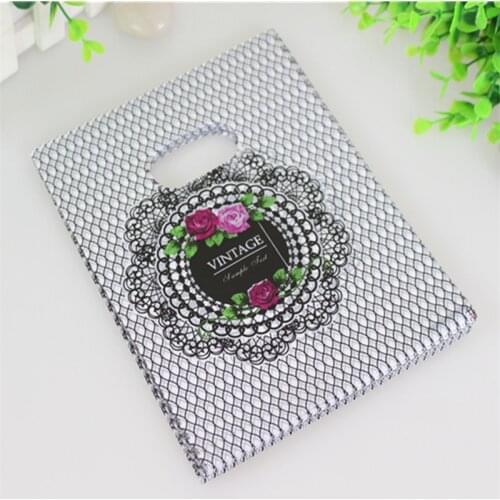Hot Sale Wholesale 100pcs/lot 15*20cm Luxury Vintage Birthday Bags Plastic Packaging Gift Bags