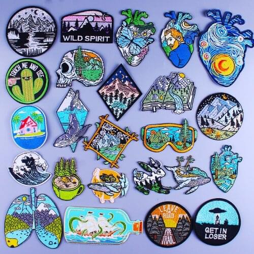 Van Gogh Parches Camp Stripes Embroidery Patches for Clothes Iron On UFO Patch For Clothing DIY Mountain Wave Clorhing Stickers