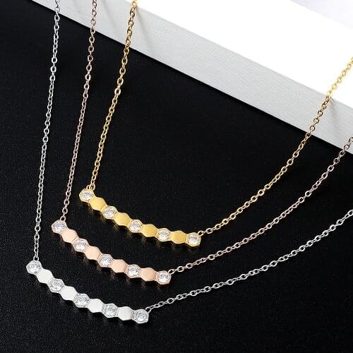 Fashion Rhombic Shaped Honeycomb Crystal Charm Link Necklaces Women Collar Stainless Steel Long Diamond Necklaces Jewelry