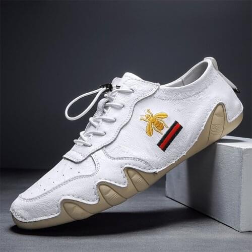 Mens Leather Loafers Rubber Soles Casual Fashion Round Holes Comfortable Breathable Beautiful Durable Men Casual Shoes 2021