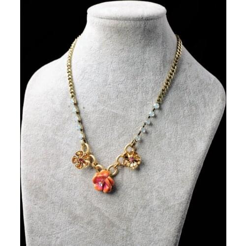 Bulk Price Gentle Women Necessary Accessory Orange Flower Nikel Free Wholesale Necklace Made By Resin Iron