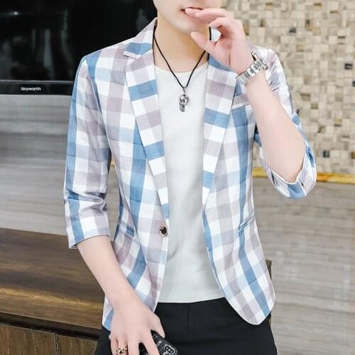 New summer suit men checked short sleeved Korean version casual small suit fashion thin sleeve seven minutes sleeve jacket 215