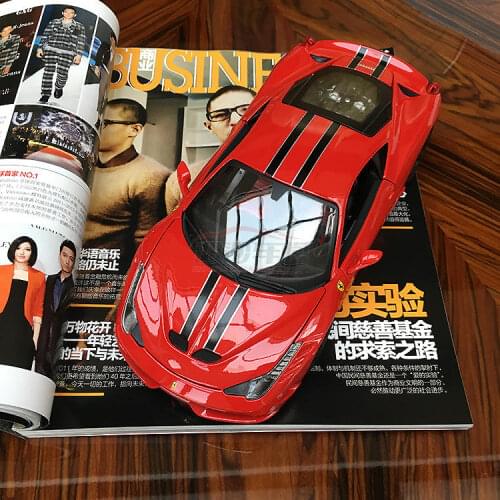Bburago 1:18 Ferrari 458 SPECIALE car alloy car model simulation car decoration collection gift toy Die casting model boy toy