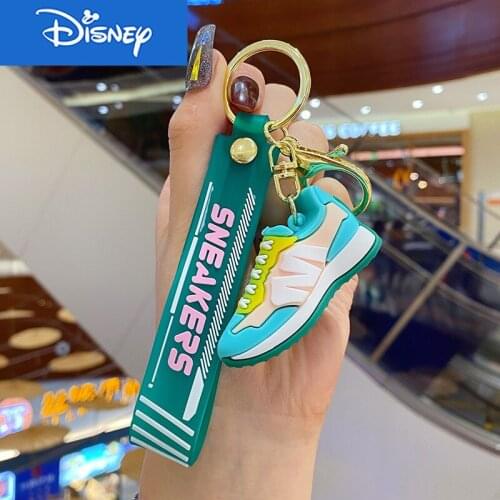 New Fashion Trend Sneakers Metal Keyring Women Car Key Chain Bag Pendant Couple Accessories Gift Keychain