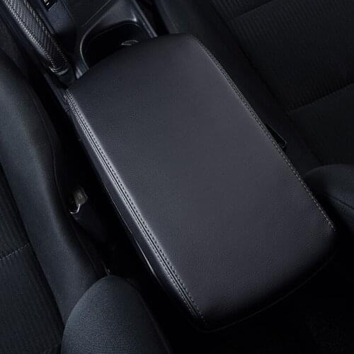 Armrest Panel Cover For Toyota RAV4 2014 2015 2016 Car Center Console Armrest Storage Box Case Cover For Toyota RAV4 2017 2018