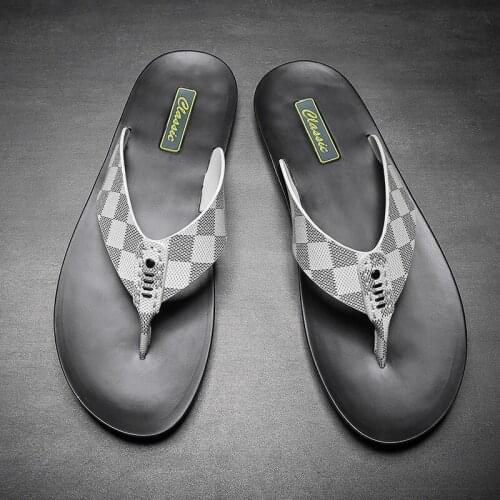 Massage Flip-flops Summer Men Slippers Beach Sandals Comfortable Men Casual Shoes Fashion Men Flip Flops Hot Sell Footwear 2021