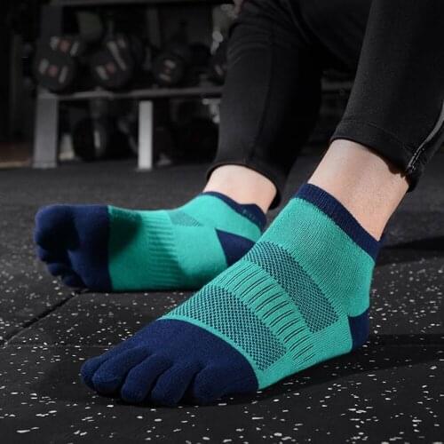Meikan 2 Pair Mens Cotton Five-toed Low Cut Socks Breathable Sweat Prevent Friction Backrest Split toe socks Sports socks