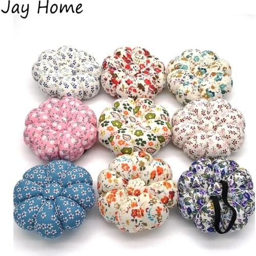1PC Wearable Wrist Pumpkin Pincushion Needle Holder Sewing Needle Cushion Needlework Craft For DIY Handcraft Sewing Supplies