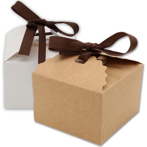 50pcs Wedding party Kraft Paper Candy Box Vintage style sweet lovely Decoration Candy box paper boxes Gift box With Ribbon