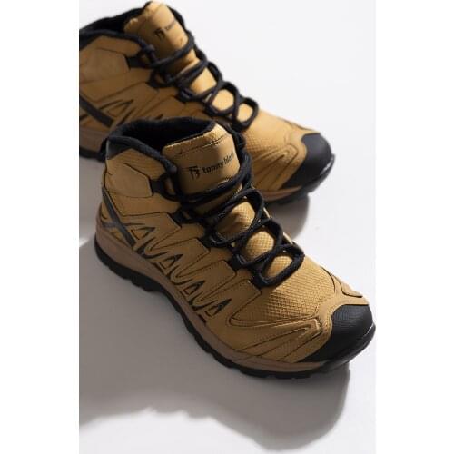 Tonny black unisex camel trekking boots, orthopedic insole anti-odor and anti-perspirant inner lining, camel bottom