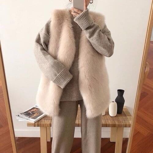 Women 2021 Autumn Winter New Thick Warm Faux Fox Fur Vest Female Fashion V-Neck Sleeveless Fake Fur Coat Slim Waistcoat C309