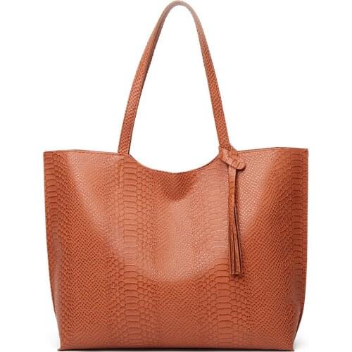 New Tote Bag Fashion Serpentine Portable PU Shoulder Casual Wild Leather Tassel Handbag Bags For Women 2020 Ladies Hand Bags