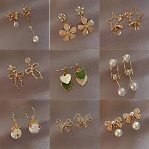 New Trendy vintage Gold Small Stud Earrings Metal Statement Dangle Earring Pearl Classic Minimalist Beautiful Jewelry