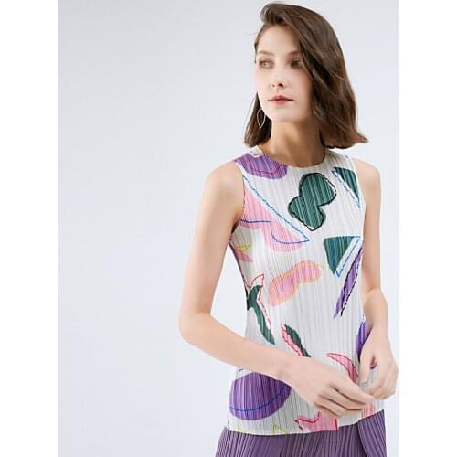 Miyake Pleated Geometric print t-shirt womens 2020 summer new sleeveless t-shirt casual top