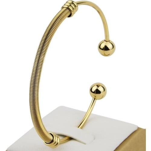 Fashionable Simple Stainless Steel Twisted Wire Stripe Opening Golden Ladies Hand Bracelet Birthday Anniversary Gift Wholesale