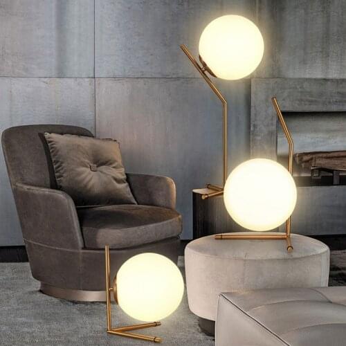 Nordic Minimalist Living Room Floor Lamp Bedroom Bedside Lamp Modern Dining Room Study Iron Bracket Glass Ball Floor Lamp Golden