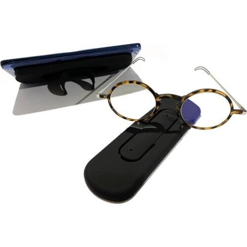 Ultra-thin anti-Blue-ray old reading glasses for women mobile phone portable stand reading glasses HD men readers