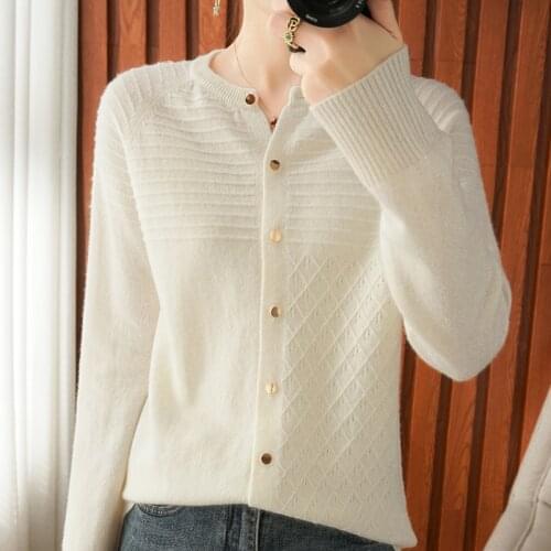 4-color round neck knitted cardigan 100% pure wool sweater ladies full sleeves home style coat cashmere sweater high-end fashion